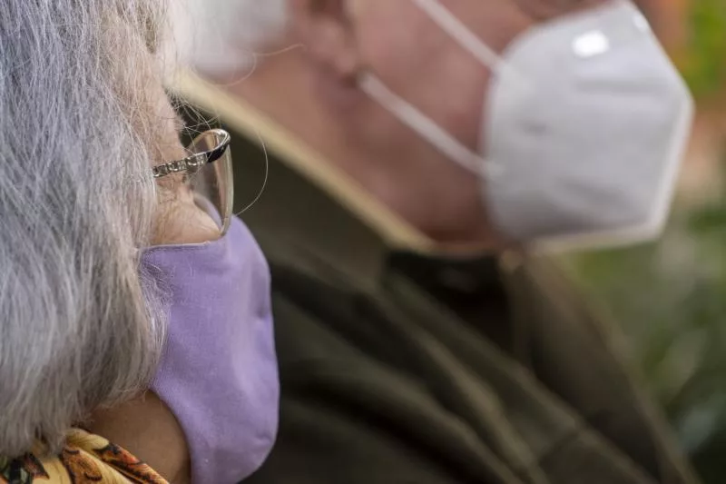 Uso de mascarilla recomendado en centros sanitarios y espacios cerrados